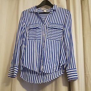 6 (Medium) striped H&M top
